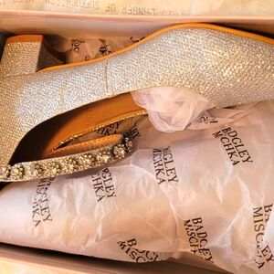 Badgley Mischka Silver Heels Elegant Design